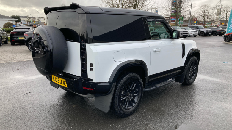 Land Rover Defender 90 Diesel 3.0 D250 Hard Top S Auto